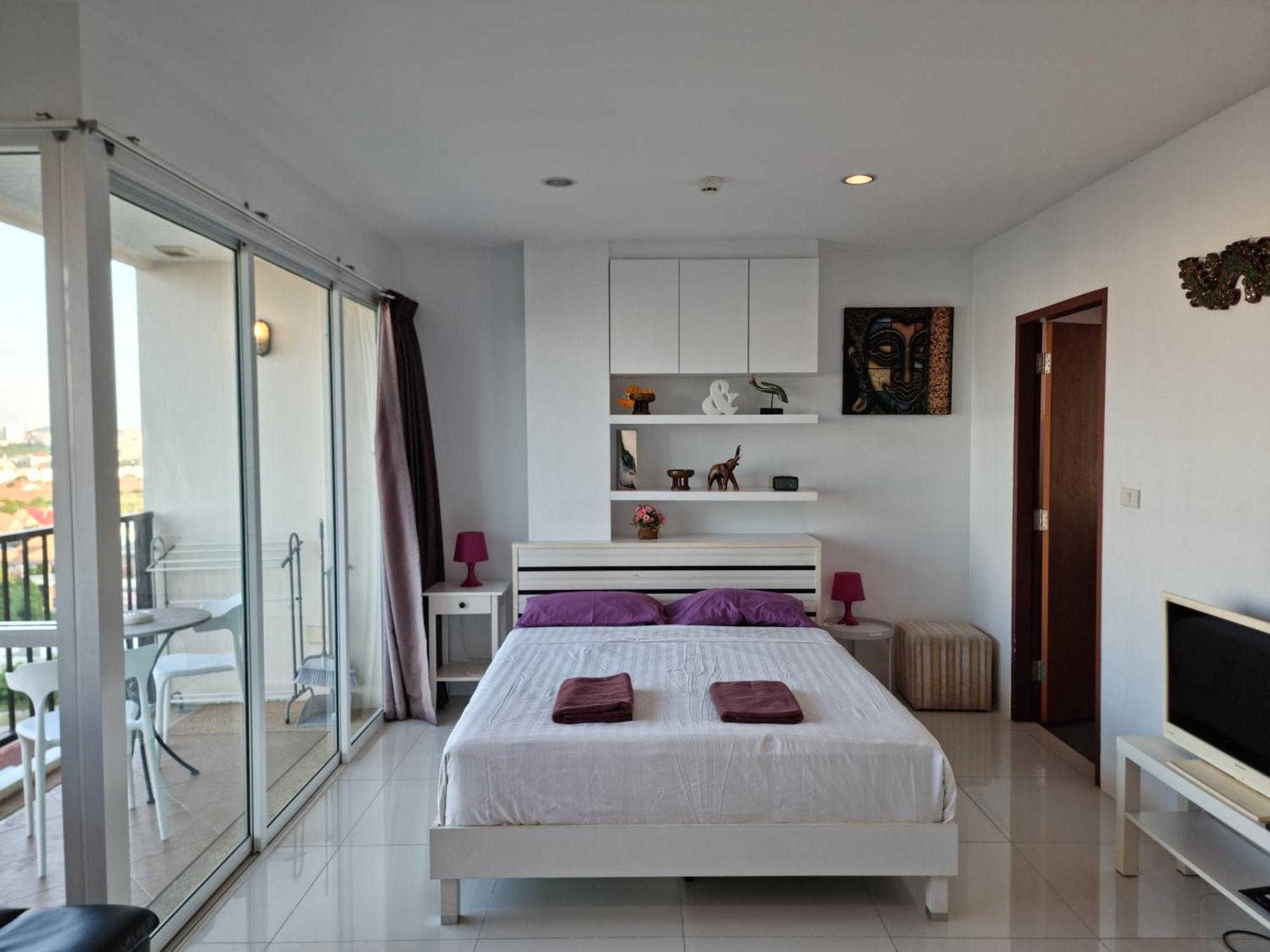 Diamond Suite Pattaya Room photo