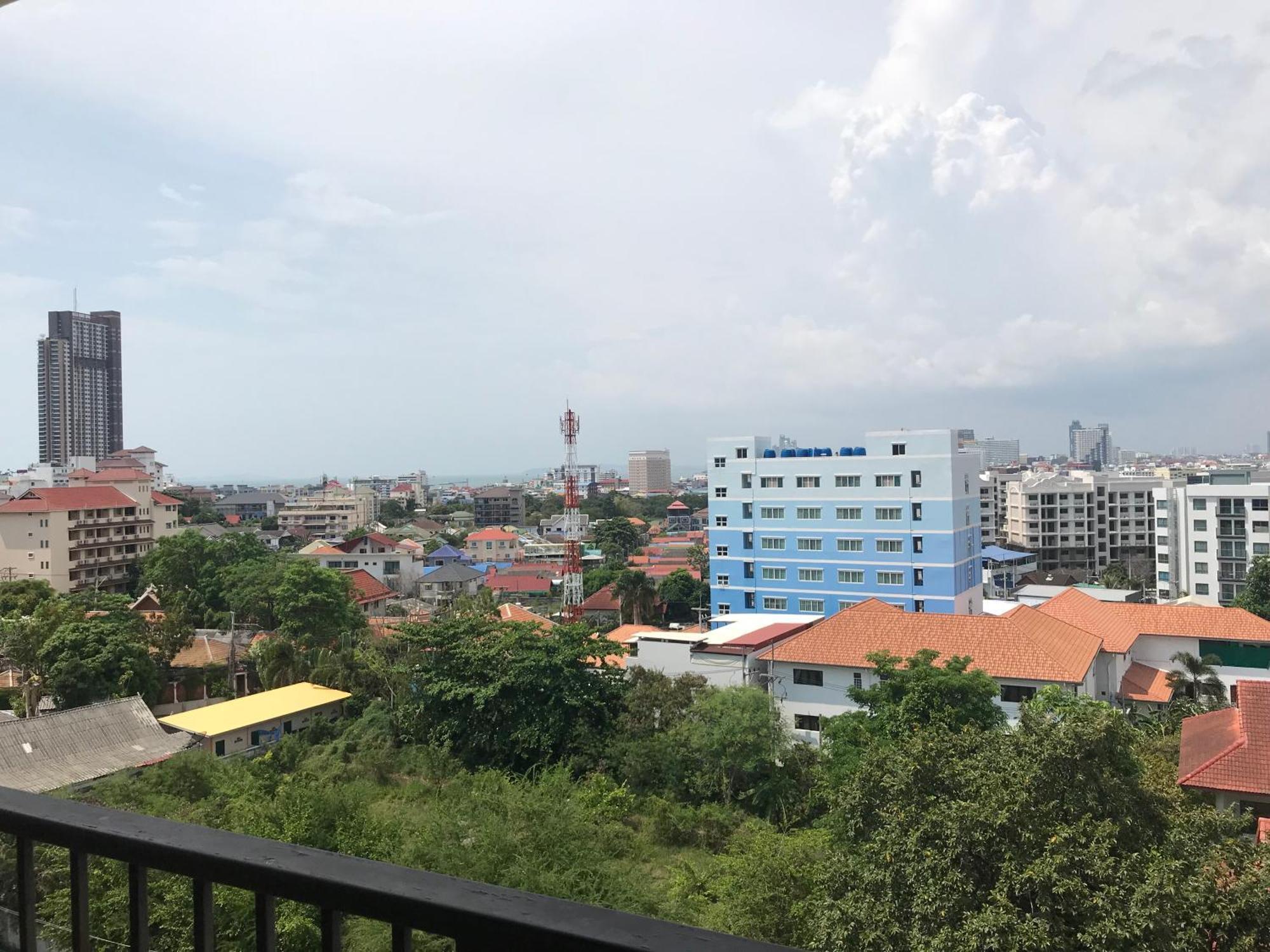 Diamond Suite Pattaya Exterior photo